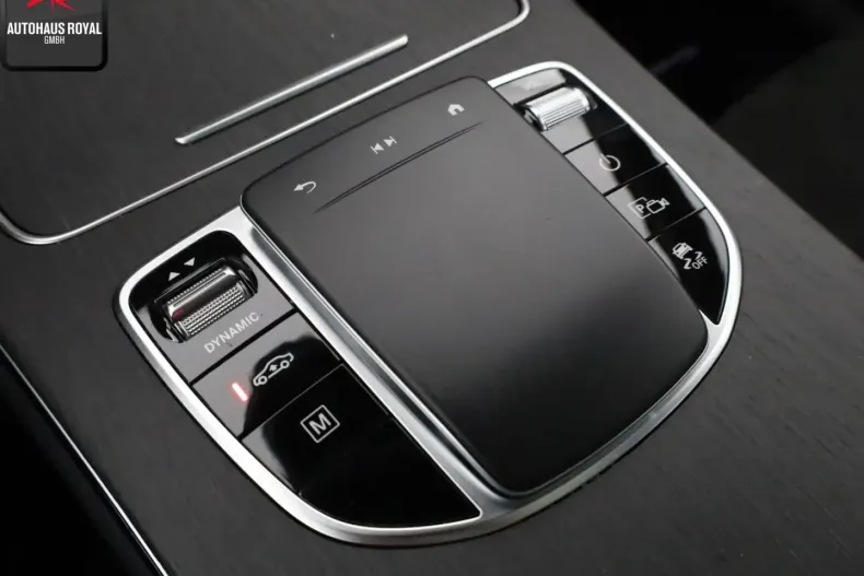 Mercedes-Benz GLC 300 din 2021 cu 84.840 km - oferta MER120879 - foto 27