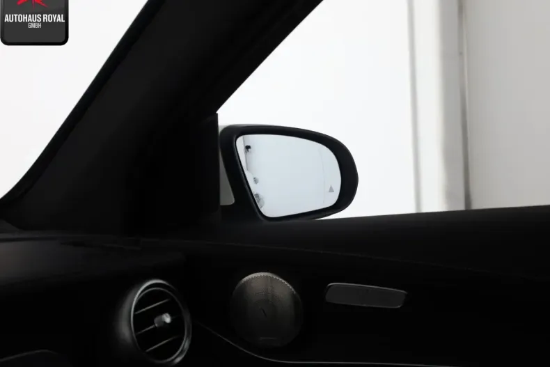 Mercedes-Benz GLC 300 din 2021 cu 84.840 km - oferta MER120879 - foto 28