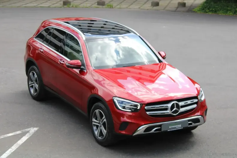 Mercedes-Benz GLC 300 din 2021 cu 34.297 km - oferta MER120881 - foto 1