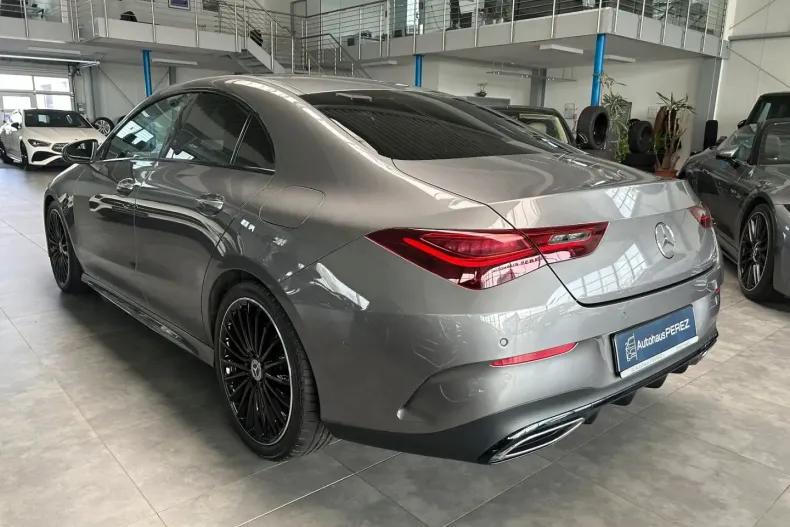 Mercedes-Benz CLA 250 din 2023 cu 24.337 km - oferta MER120882 - foto 3