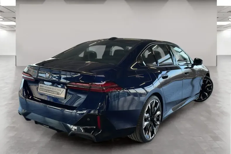 BMW 520 din 2024 cu 950 km - oferta BMW120886 - foto 5