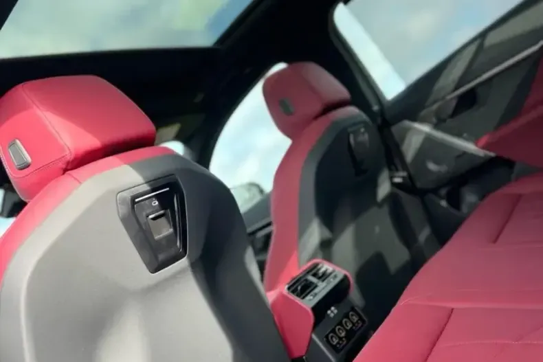 BMW 520 din 2025 cu 10 km - oferta BMW120887 - foto 8