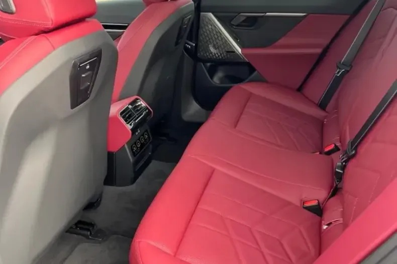 BMW 520 din 2025 cu 10 km - oferta BMW120887 - foto 9