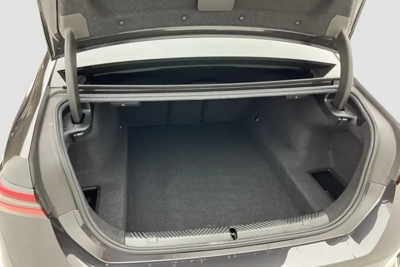 BMW 520 din 2024 cu 3.000 km - oferta BMW120888 - foto 8