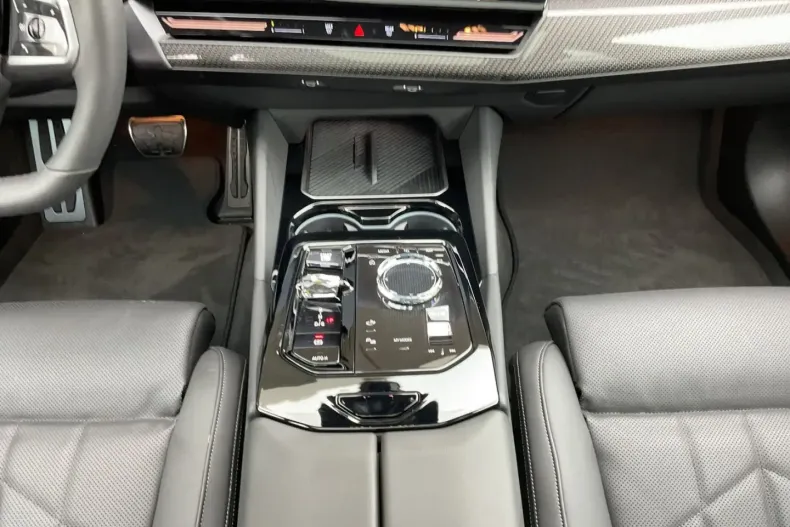 BMW 520 din 2024 cu 3.000 km - oferta BMW120888 - foto 14