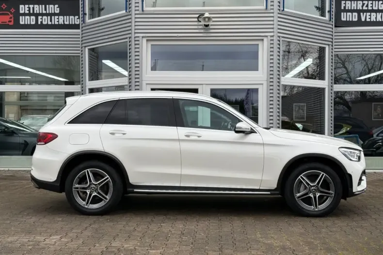 Mercedes-Benz GLC 300 din 2020 cu 58.700 km - oferta MER120892 - foto 7