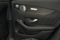 Mercedes-Benz GLC 300 din 2020 cu 58.700 km - oferta MER120892 - foto 19