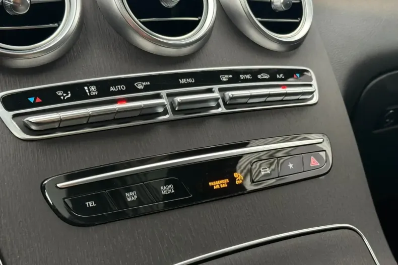 Mercedes-Benz GLC 300 din 2020 cu 58.700 km - oferta MER120892 - foto 26