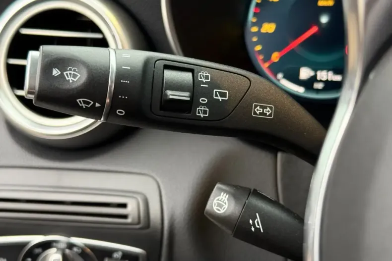 Mercedes-Benz GLC 300 din 2020 cu 58.700 km - oferta MER120892 - foto 27