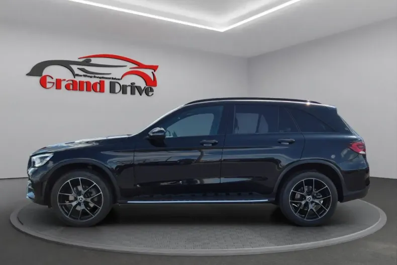 Mercedes-Benz GLC 300 din 2021 cu 52.450 km - oferta MER120893 - foto 4