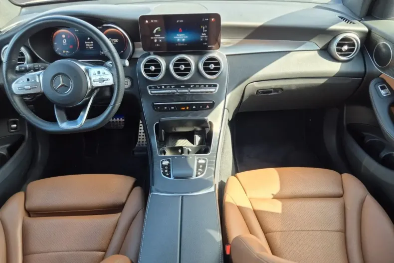 Mercedes-Benz GLC 300 din 2021 cu 52.450 km - oferta MER120893 - foto 13