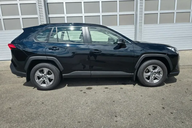 Toyota RAV4 din 2023 cu 25.700 km - oferta TOY120895 - foto 6