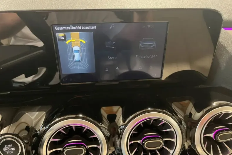 Mercedes-Benz GLA 200 din 2023 cu 69.346 km - oferta MER120901 - foto 15