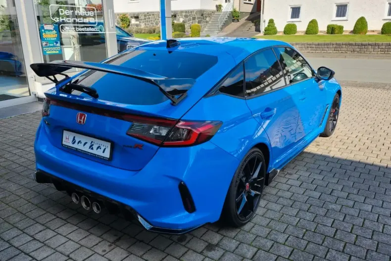 Honda Civic din 2024 cu 2.700 km - oferta HON120913 - foto 3