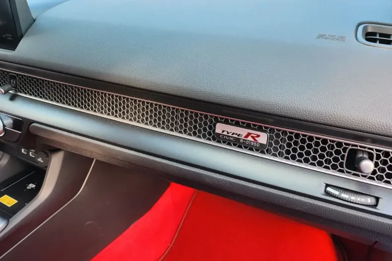 Honda Civic din 2024 cu 2.700 km - oferta HON120913 - foto 8