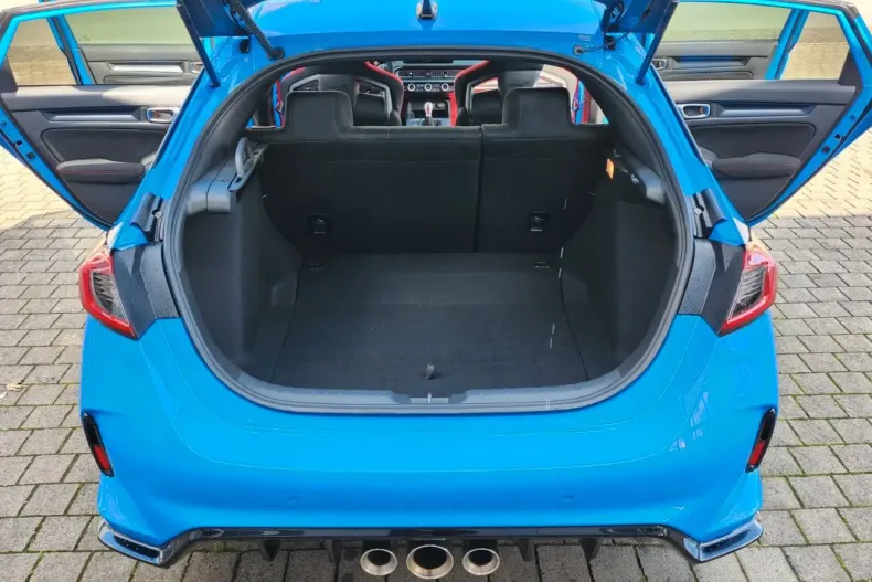 Honda Civic din 2024 cu 2.700 km - oferta HON120913 - foto 11