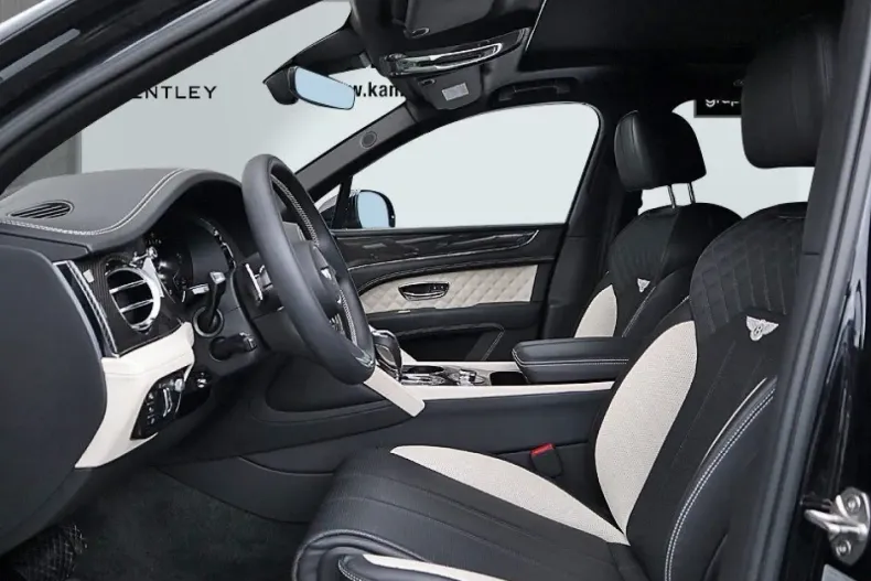 Bentley Bentayga din 2023 cu 28.900 km - oferta BEN120918 - foto 12