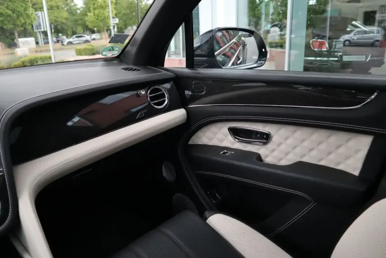 Bentley Bentayga din 2023 cu 28.900 km - oferta BEN120918 - foto 19