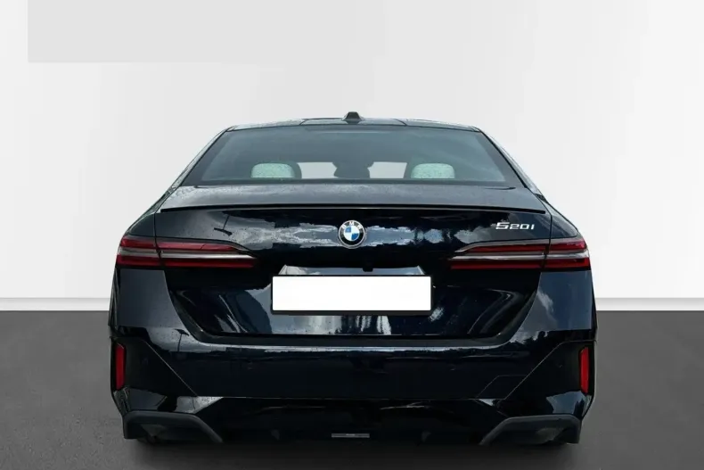 BMW 520 din 2024 cu 15.100 km - oferta BMW120922 - foto 7