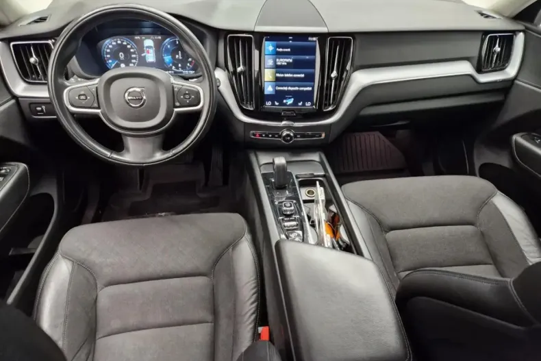 Volvo XC60 din 2021 cu 76.500 km - oferta VOL120928 - foto 4