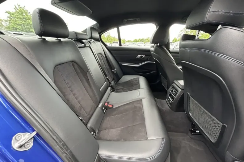 BMW 330 din 2020 cu 75.200 km - oferta BMW120930 - foto 18