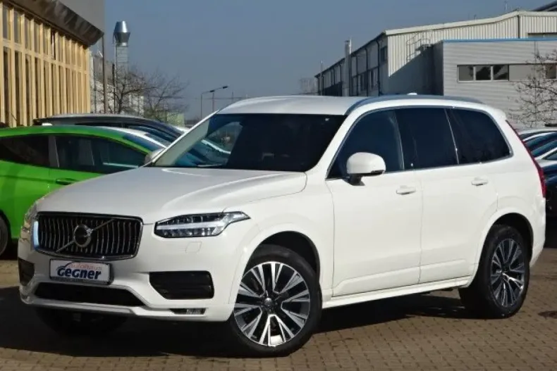 Volvo XC90 din 2021 cu 61.236 km - oferta VOL120933 - foto 1