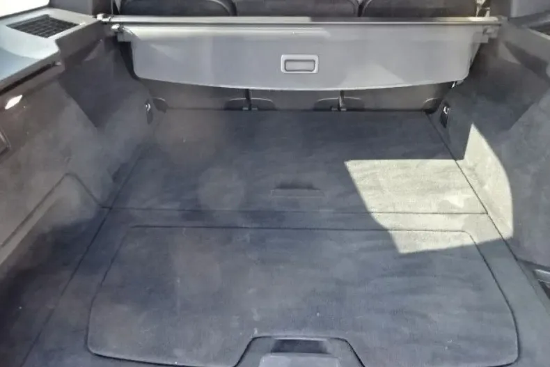 Volvo XC90 din 2021 cu 61.236 km - oferta VOL120933 - foto 11