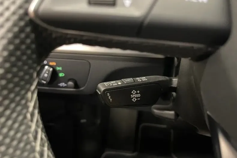 Audi Q5 din 2022 cu 77.570 km - oferta AUD120934 - foto 18