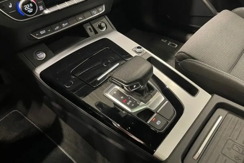 Audi Q5 din 2022 cu 77.570 km - oferta AUD120934 - foto 19