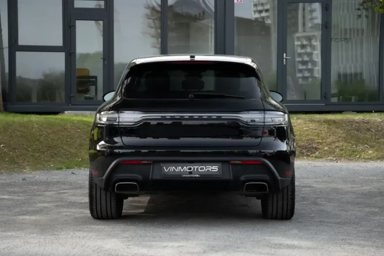 Porsche Macan din 2023 cu 11.920 km - oferta POR120936 - foto 5