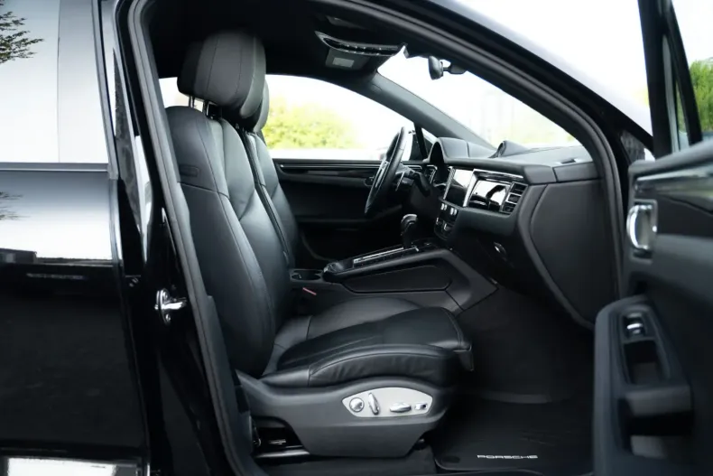 Porsche Macan din 2023 cu 11.920 km - oferta POR120936 - foto 17