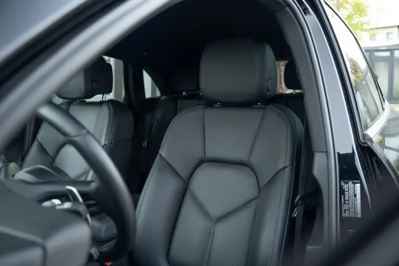 Porsche Macan din 2023 cu 11.920 km - oferta POR120936 - foto 21