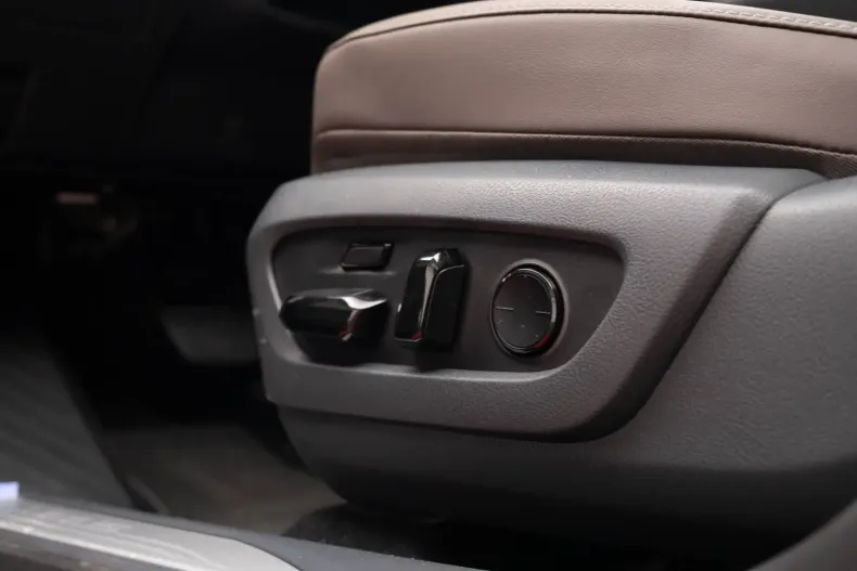 Lexus RX 450 din 2025 cu 7 km - oferta LEX120940 - foto 13