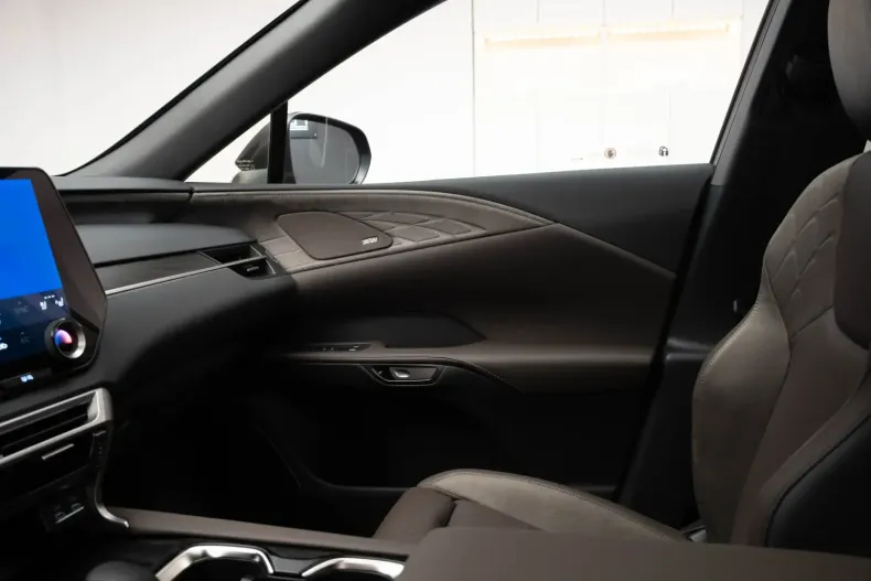 Lexus RX 450 din 2025 cu 7 km - oferta LEX120940 - foto 39