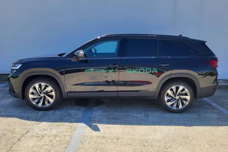 Skoda Kodiaq din 2025 cu 5.900 km - oferta SKO120942 - foto 3