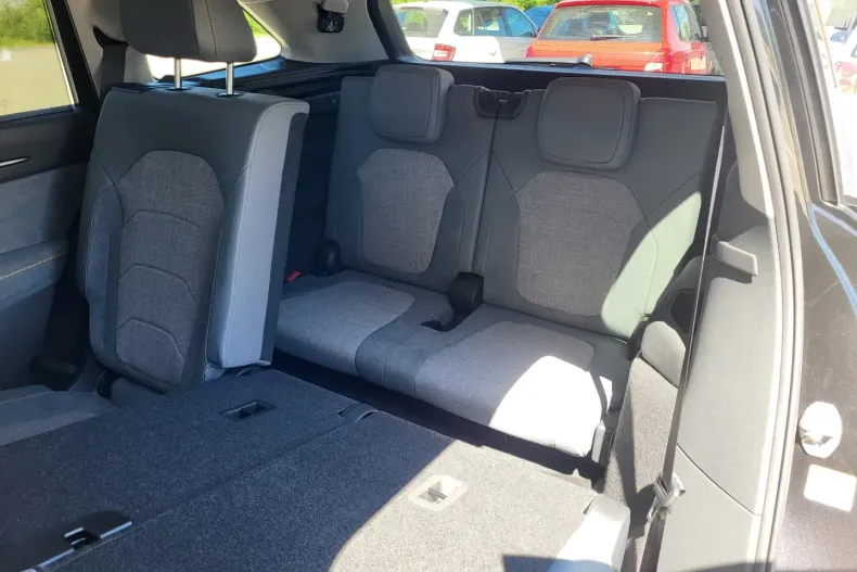 Skoda Kodiaq din 2025 cu 5.900 km - oferta SKO120942 - foto 13