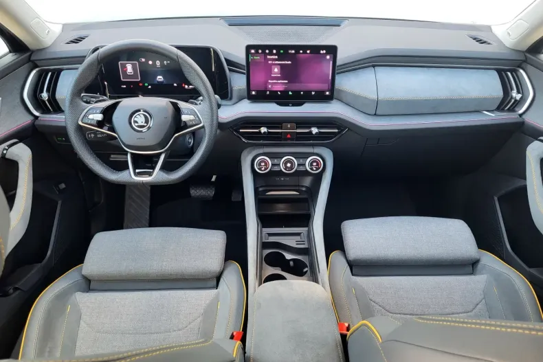 Skoda Kodiaq din 2025 cu 5.900 km - oferta SKO120942 - foto 19