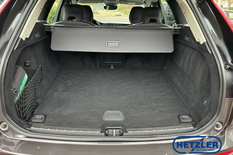 Volvo XC60 din 2022 cu 34.250 km - oferta VOL120945 - foto 12