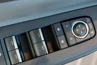 Toyota Prius din 2024 cu 3.037 km - oferta TOY120947 - foto 17