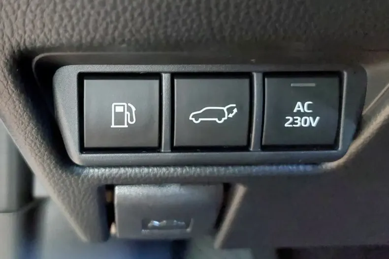 Toyota Prius din 2024 cu 3.037 km - oferta TOY120947 - foto 19