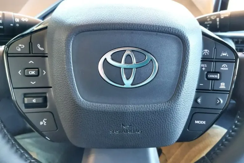 Toyota Prius din 2024 cu 3.037 km - oferta TOY120947 - foto 21