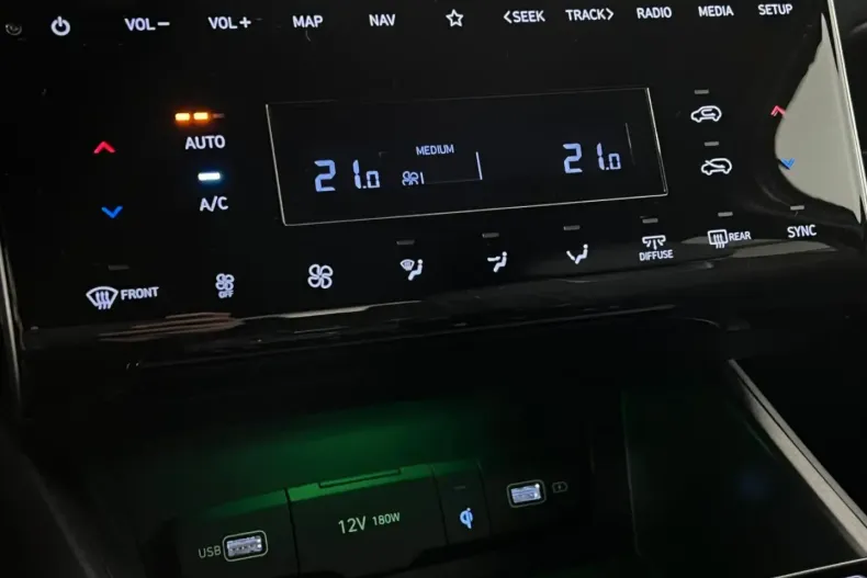 Hyundai TUCSON din 2021 cu 8.900 km - oferta HYU120948 - foto 12