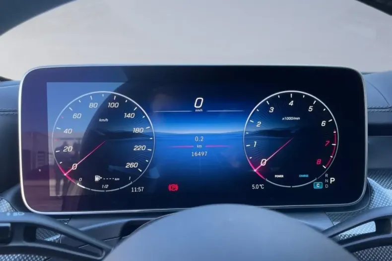 Mercedes-Benz CLE 300 din 2023 cu 16.500 km - oferta MER120954 - foto 13