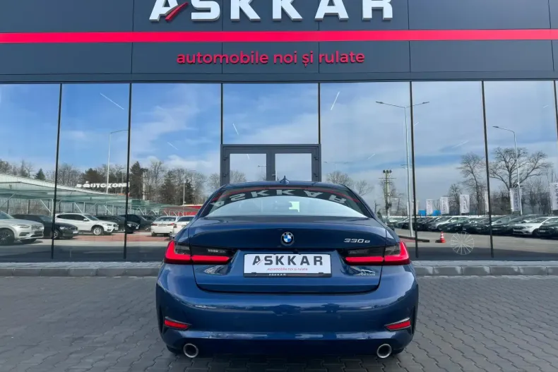 BMW 330 din 2020 cu 69.822 km - oferta BMW120955 - foto 6