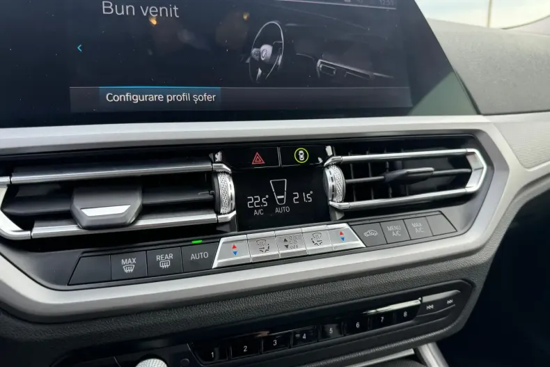 BMW 330 din 2020 cu 69.822 km - oferta BMW120955 - foto 20