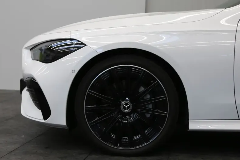 Mercedes-Benz CLE 300 din 2023 cu 6.000 km - oferta MER120964 - foto 3