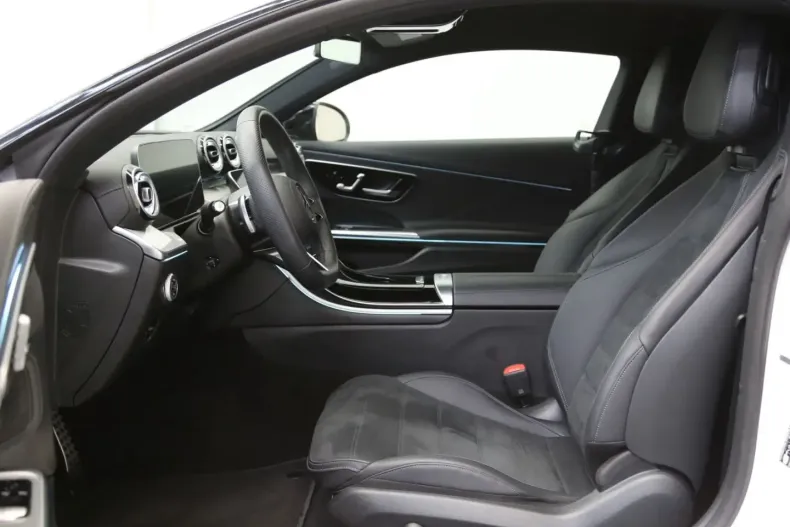 Mercedes-Benz CLE 300 din 2023 cu 6.000 km - oferta MER120964 - foto 8