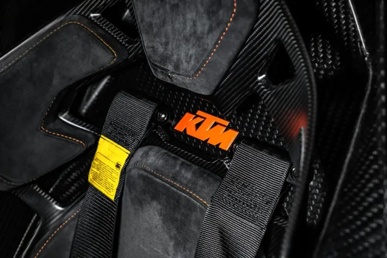 KTM X-BOW din 2023 cu 2.200 km - oferta KTM120967 - foto 19