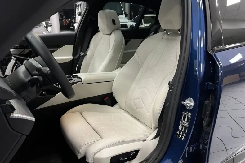 BMW 540 din 2024 cu 5.900 km - oferta BMW120968 - foto 14