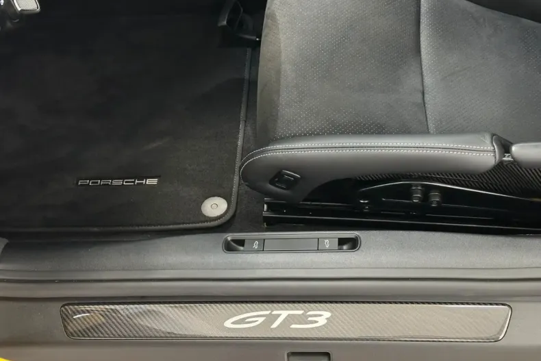 Porsche 992 din 2023 cu 3.225 km - oferta POR120969 - foto 10